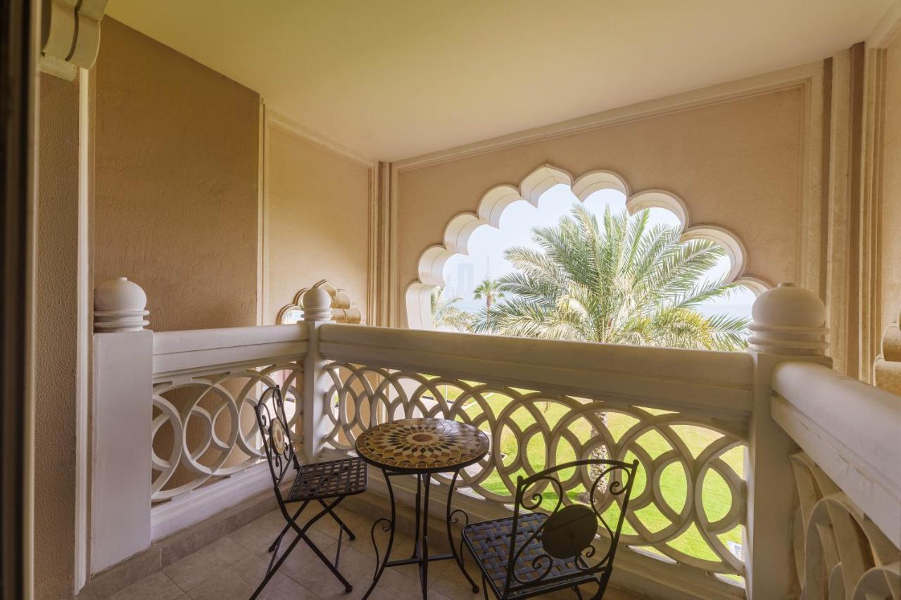 Maison Privee - Charming Apt With Sea View On The Palm Jumeirah Дубай Екстер'єр фото